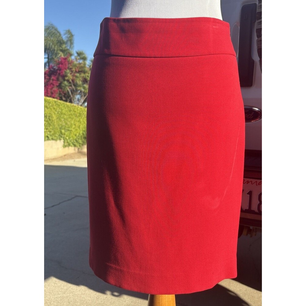 The Limited Straight Pencil Skirt Red Size 4 Career Office